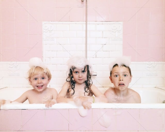 Как часто детям школьного возраста нужно принимать ванну? — Allergika  (Аллергика) Украина